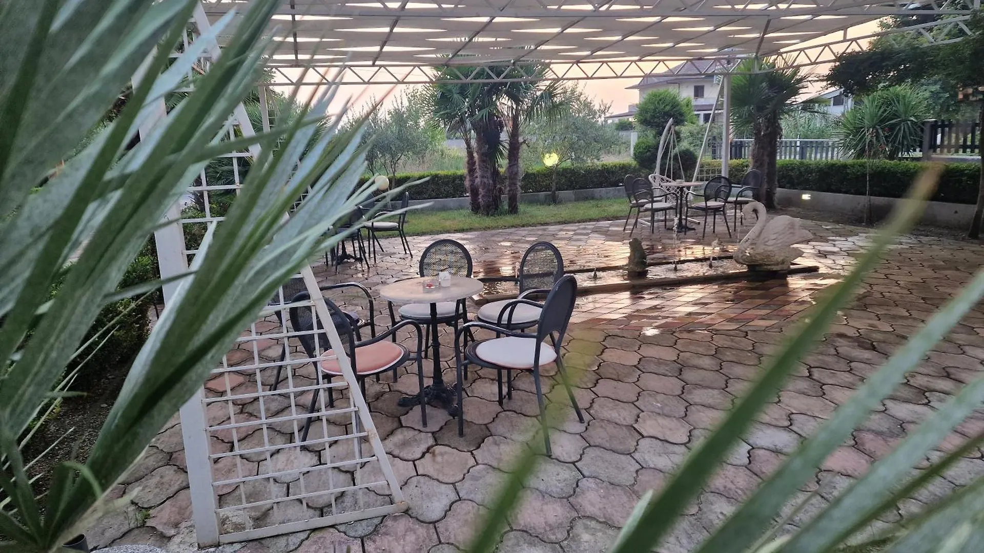 Hotel Velipoja Park 4*, Velipojë Albanien